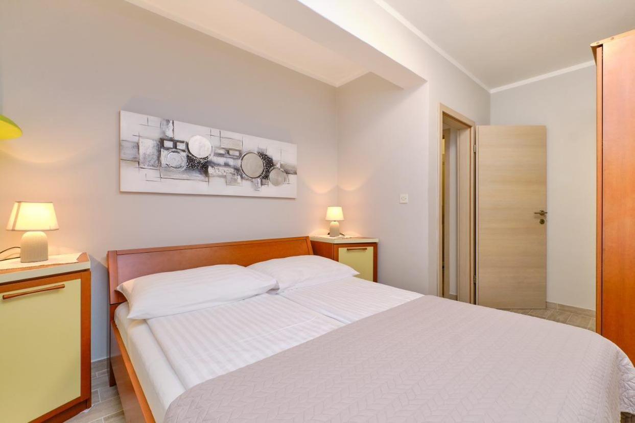 Apartments Enna 木洛希尼 外观 照片